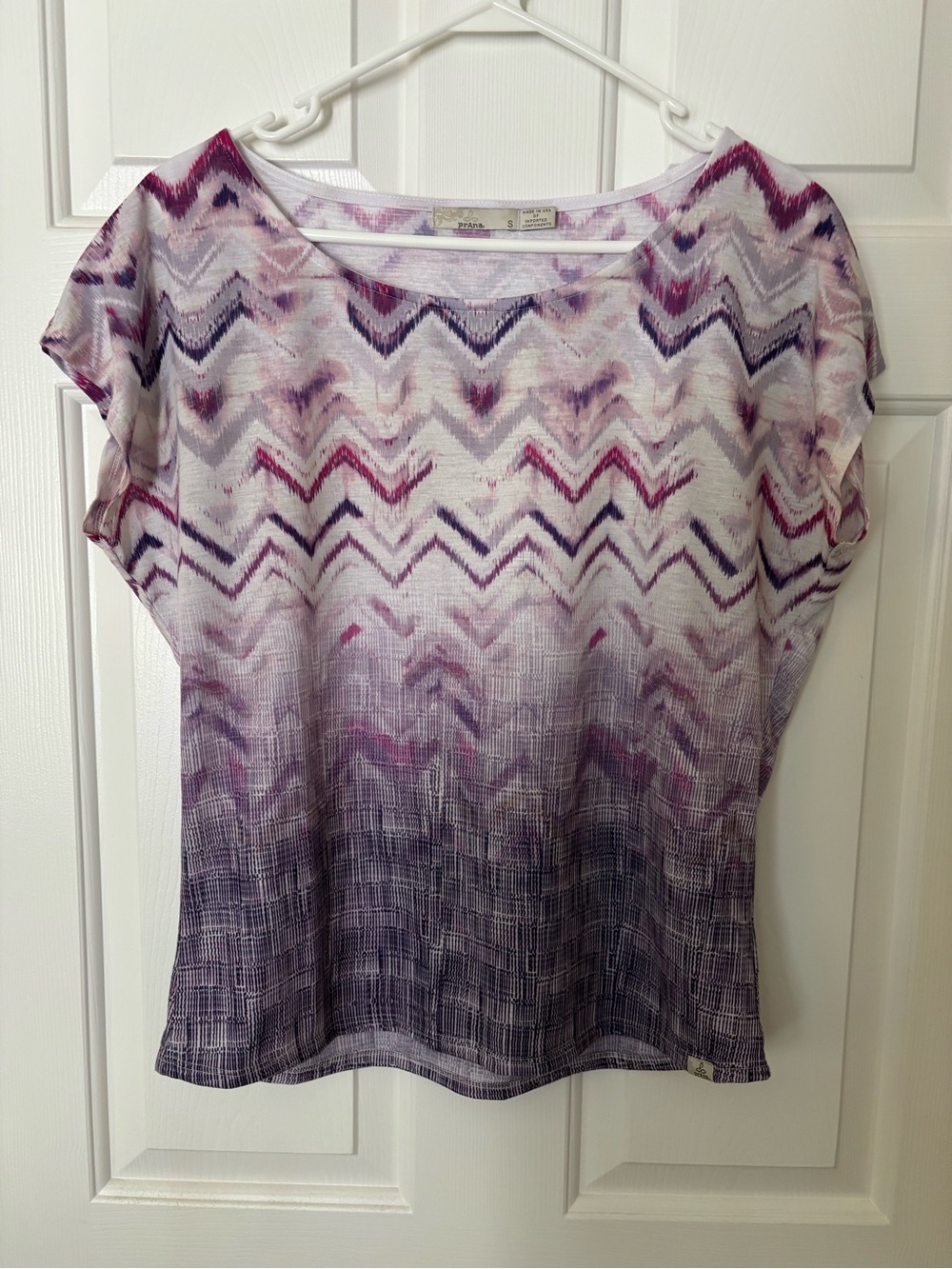 Prana Purple Chevron Ombre Short Sleeve Top Small